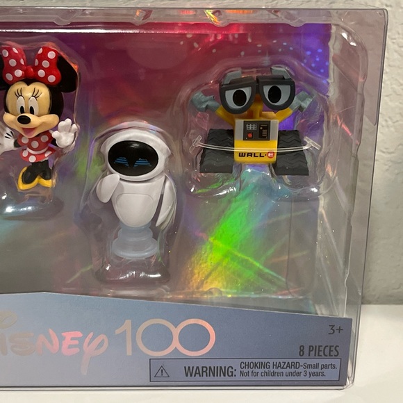 Disney 100 Years Of Love Collector Character Figure Set Limited Edition 8 PC NEW - Picture 3 of 5